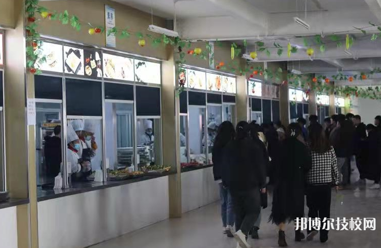 鄭州平原郵電中等專業(yè)學校2023年宿舍條件
