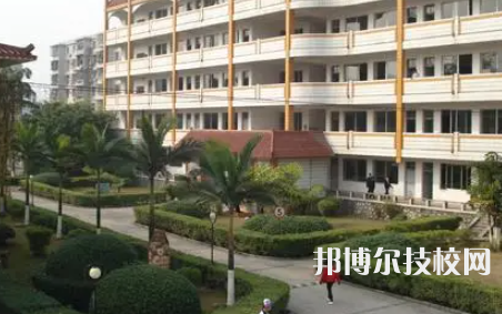 廣西工藝美術(shù)學(xué)校2023年地址在哪里