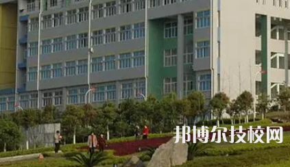 柳州市醫(yī)藥生物工程職業(yè)技術(shù)學(xué)校2023年報名條件、招生要求、招生對象