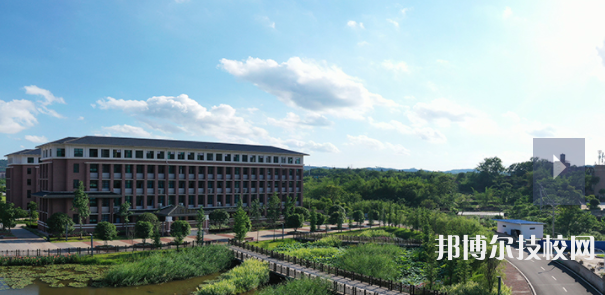 重慶2023年可以讀鐵路學(xué)校的大專