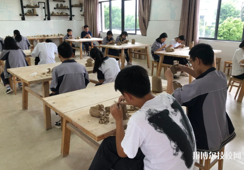 龍泉青瓷寶劍技師學(xué)院2023年招生錄取分?jǐn)?shù)線