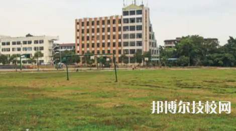 貴港電子科技職業(yè)技術(shù)學(xué)校2023年網(wǎng)站網(wǎng)址  