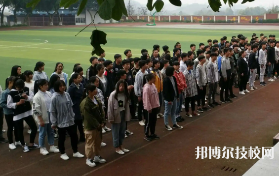 四川瀘州鵬程中等職業(yè)學(xué)校2023年學(xué)費(fèi)、收費(fèi)多少
