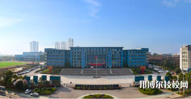 湘潭市工業(yè)貿(mào)易中等專業(yè)學(xué)校2023年學(xué)費(fèi)、收費(fèi)多少