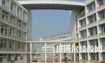 武漢建筑工程學校2023年招生錄取分數(shù)線