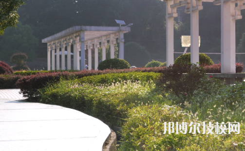 核工業(yè)衛(wèi)生學(xué)校2023年學(xué)費(fèi)、收費(fèi)多少
