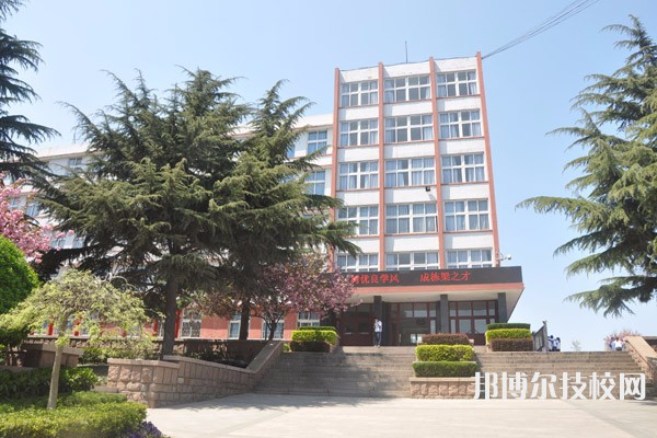 淮北市杜集區(qū)中等專業(yè)學(xué)校2023年招生辦聯(lián)系電話