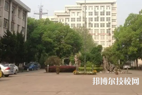 湖北現(xiàn)代科技學(xué)校2023年招生錄取分?jǐn)?shù)線
