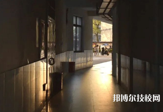 湖南商務(wù)職業(yè)技術(shù)學(xué)院2023年招生代碼