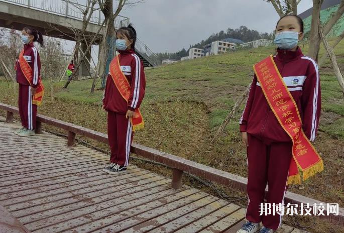 吉首市民族幼兒師范學(xué)校2023年報(bào)名條件、招生要求、招生對(duì)象