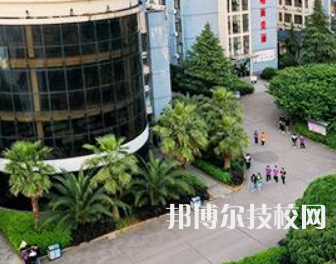 湘潭工業(yè)貿(mào)易中等專業(yè)學(xué)校2023年怎么樣、好不好