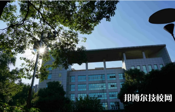 湖南安全技術(shù)職業(yè)學(xué)院2023年網(wǎng)站網(wǎng)址