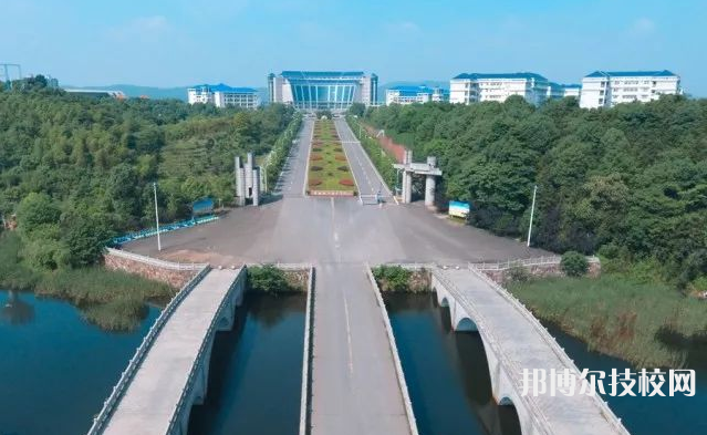 岳陽(yáng)職業(yè)技術(shù)學(xué)院2023年是幾專