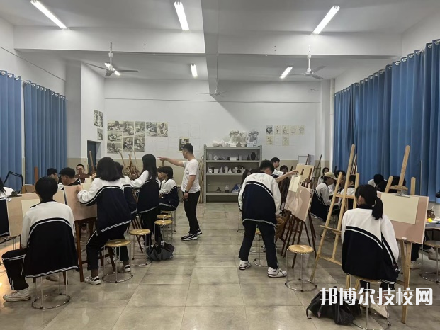 湖南省陶瓷技師學院2023年怎么樣、好不好