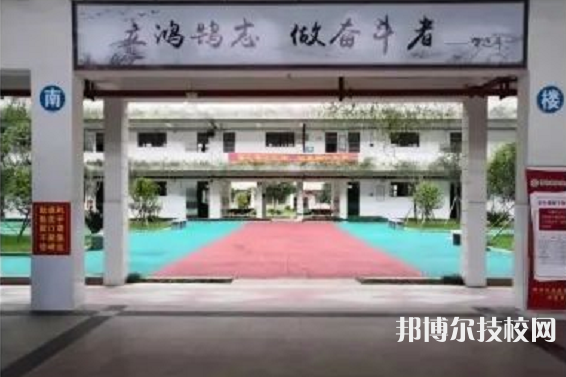 懷化職業(yè)技術(shù)學(xué)院歷年招生錄取分?jǐn)?shù)線