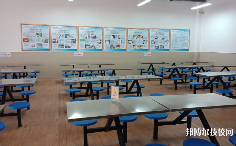 懷化工業(yè)中等專業(yè)學(xué)校2023年宿舍條件