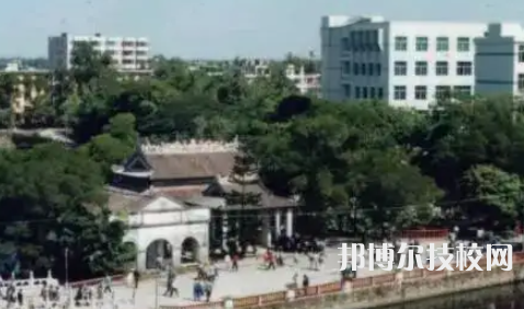 欽州合浦師范學(xué)校2023年怎么樣、好不好