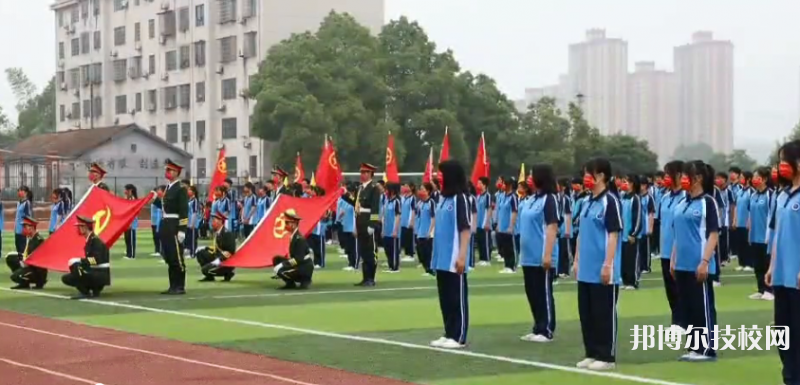 漣源工貿(mào)職業(yè)中等專業(yè)學(xué)校2023年學(xué)費、收費多少