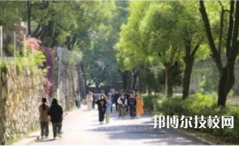 湖南省有色金屬中等專業(yè)學(xué)校2023年招生錄取分?jǐn)?shù)線 