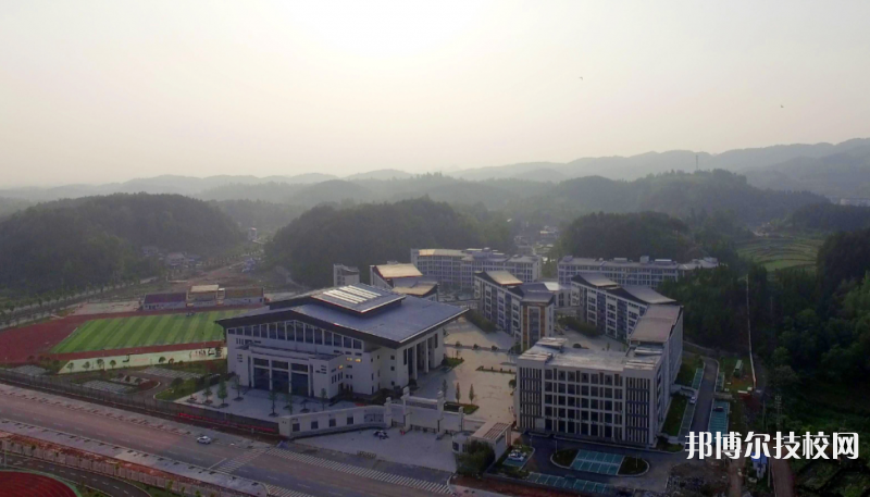 新晃職業(yè)中等專業(yè)學校2023年招生辦聯(lián)系電話