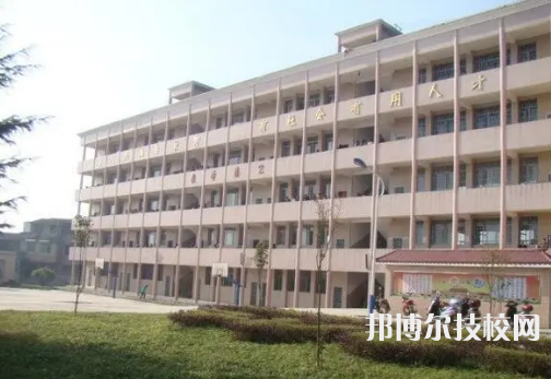 2023年恩施土家族苗族自治州中專學(xué)校前十名有哪些