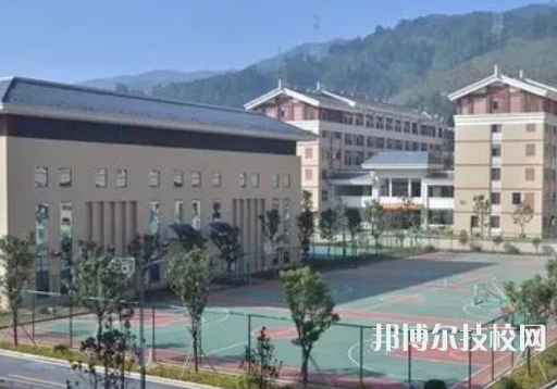 2023龍巖最好的重點(diǎn)公辦中專學(xué)校排名