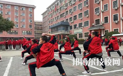 登封萬羊武術(shù)中等專業(yè)學(xué)校是中專還是大專（登封萬羊武術(shù)中等專業(yè)學(xué)校）