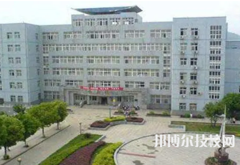 安徽廣播電視中等專業(yè)學(xué)校是中專還是大專（安徽廣播電視中等專業(yè)學(xué)校）