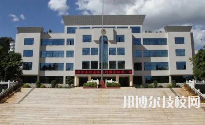 昆明市警務(wù)學(xué)校是中專還是大專（昆明市警務(wù)學(xué)校）
