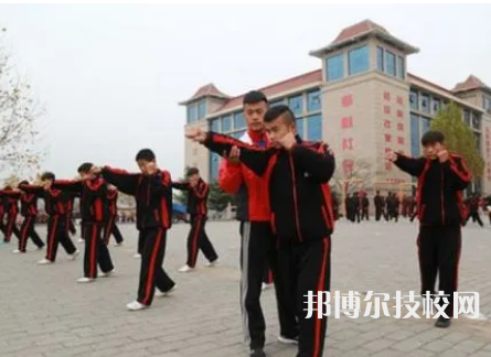 登封市少林鵝坡武術(shù)中等專業(yè)學(xué)校是中專嗎