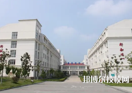 安徽合肥信息工程學(xué)校是中專嗎