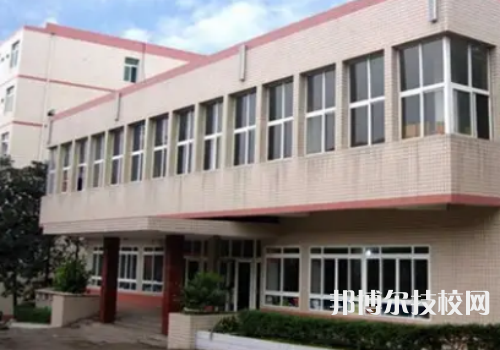 遂寧市飛宏職業(yè)技術(shù)學(xué)校是不是中專