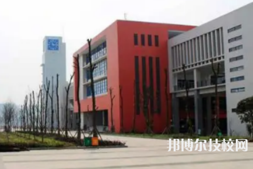 六安市葉集職業(yè)學(xué)校是不是職高