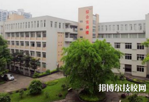 皖西經(jīng)濟(jì)技術(shù)學(xué)校是不是職高