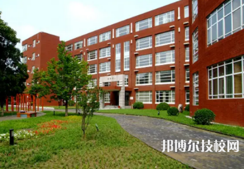 潁上縣科學(xué)技術(shù)學(xué)校是大專還是中專（潁上縣科學(xué)技術(shù)學(xué)校）