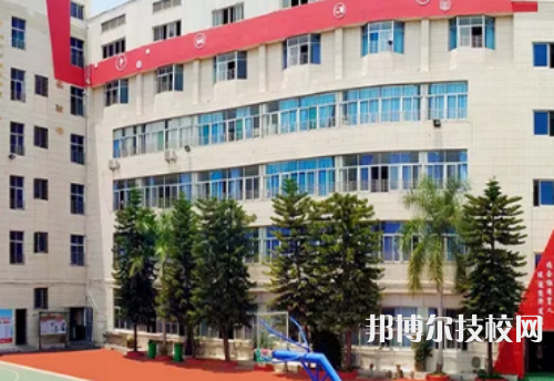成都郫縣希望職業(yè)學(xué)校是大專還是中專（成都郫縣希望職業(yè)學(xué)校）