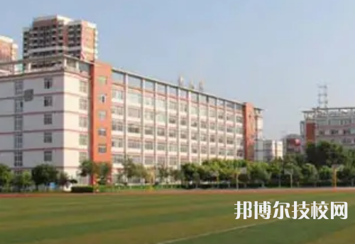 峨眉山旅游學(xué)校是大專還是中專（峨眉山旅游學(xué)校）