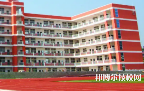 溫江中等衛(wèi)生職業(yè)學校是大專還是中專（溫江中等衛(wèi)生職業(yè)學校）