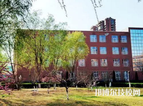 宜賓天成職業(yè)技術(shù)學校是大專還是中專（宜賓天成職業(yè)技術(shù)學校）