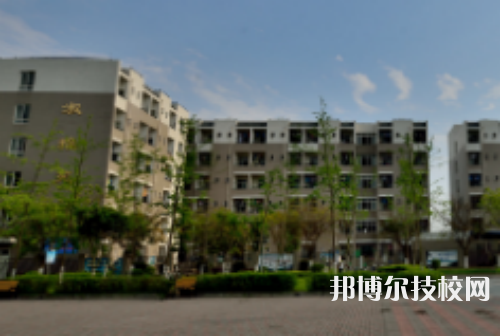 玉龍職高2023年美發(fā)與形象設(shè)計(jì)專業(yè)怎么樣
