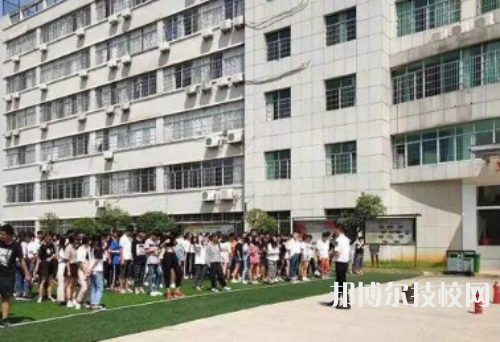 麗江民族中專學(xué)校2023年工藝美術(shù)專業(yè)怎么樣