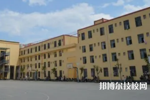 麗江民族中專學(xué)校2023年中藥專業(yè)怎么樣