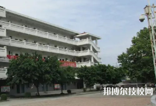 蕪湖科技工程學(xué)校是公辦還是民辦