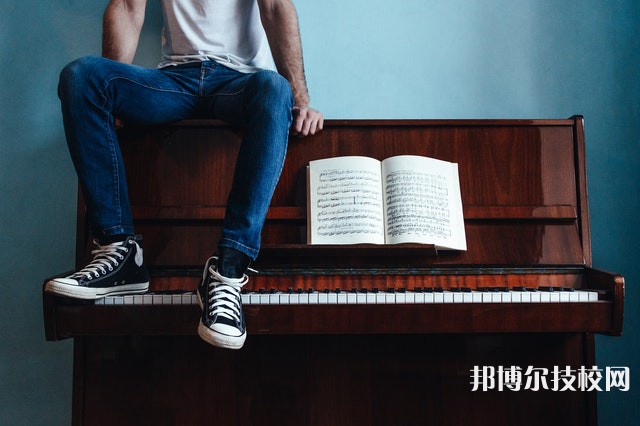 2023年北京初三畢業(yè)可以上的公辦中專學(xué)校名單匯總