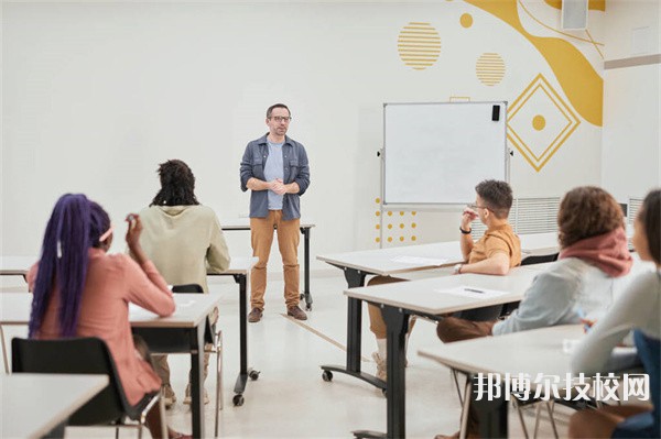 2023年荊州初三畢業(yè)可以上的公辦技工學(xué)校名單匯總