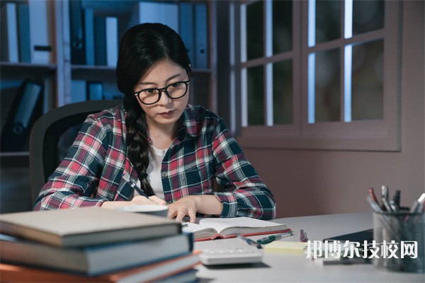2023年汕尾初三畢業(yè)可以上的公辦技工學(xué)校名單匯總