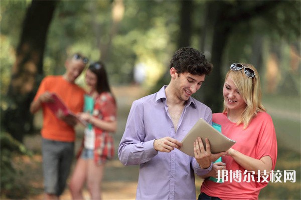 張瀾職業(yè)技術(shù)學(xué)校2023年招生的專業(yè)有哪些