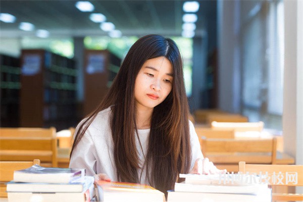 云南省輕工業(yè)技工學(xué)校2023年招生的專業(yè)有哪些