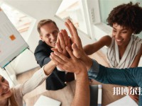 黑龍江醫(yī)藥衛(wèi)生職業(yè)學校2025年招生的專業(yè)有哪些