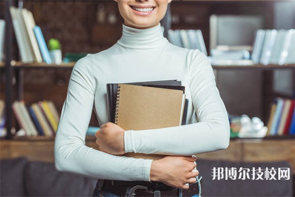 海南第三衛(wèi)生學(xué)校2023年招生的專業(yè)有哪些